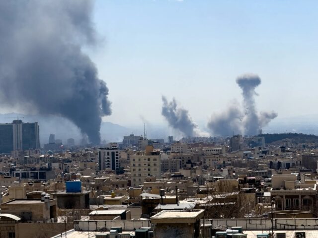 Ataques con drones afectan centros de datos de Amazon en Oriente Medio