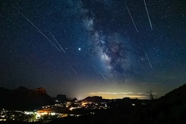 The Perseids 2026: What a Radio Amateur Will Really Hear When the Sky Starts Falling